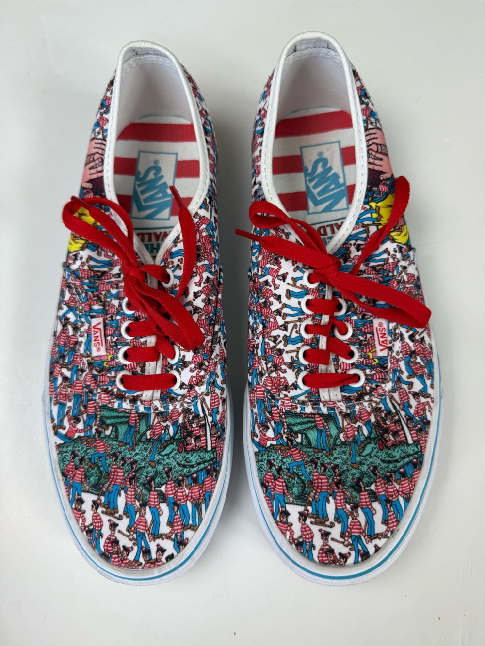 EUC Unisex Vans Off The Wall x Where’s Waldo Lace-up Sneakers Size 9m/10.5w